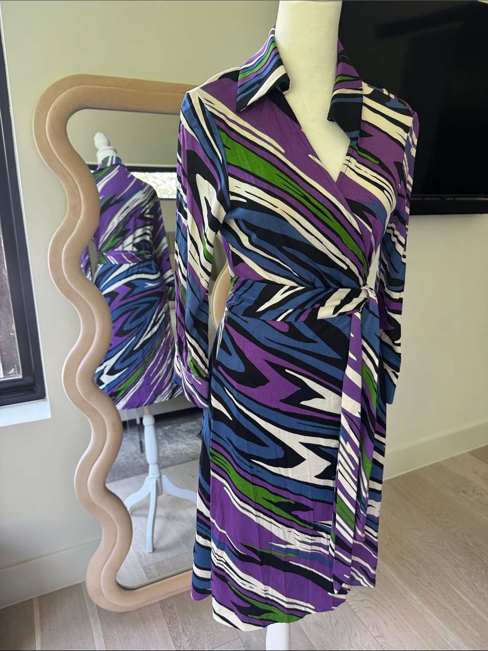 Like New DVF Purple Multi-Color Jeanne Wrap Dress